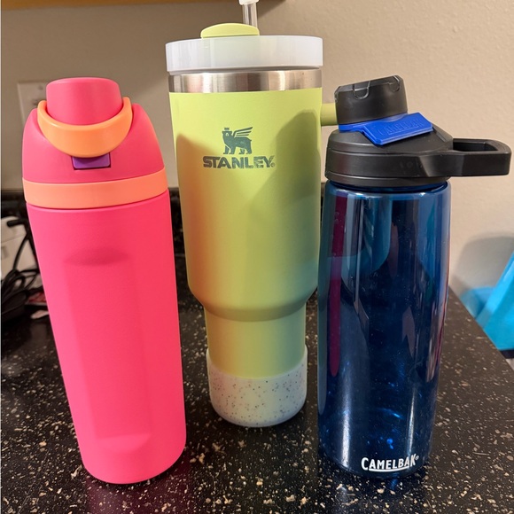 3 cups - Picture 1 of 9